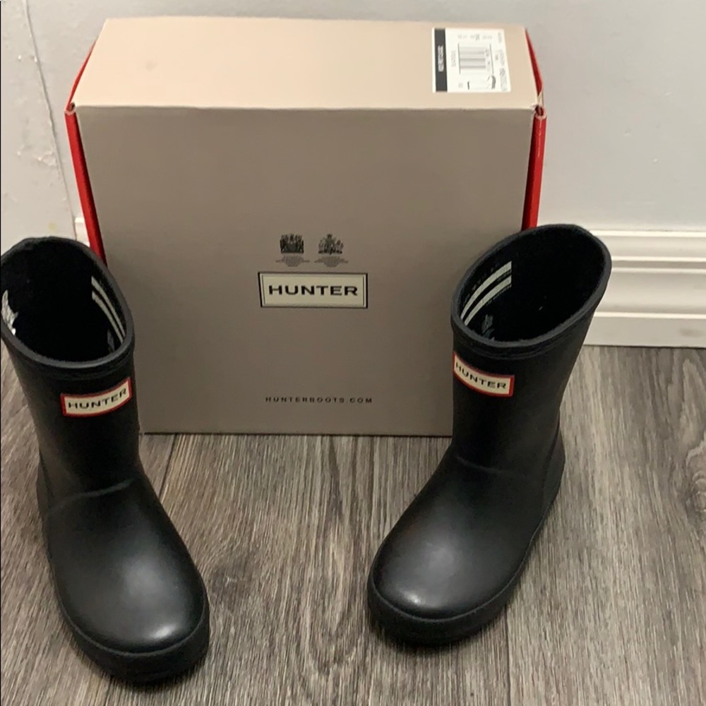 Toddler size 7/8 hunter rain boots